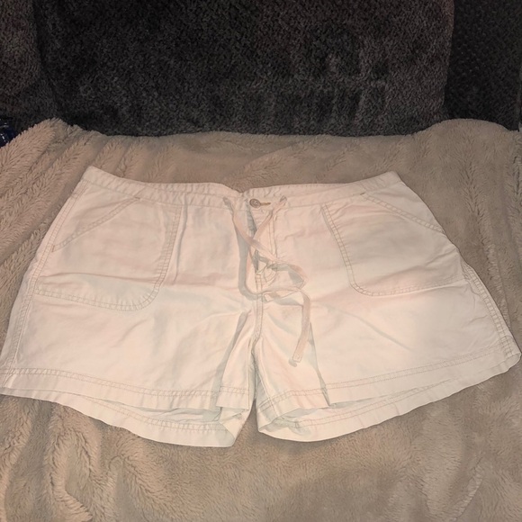 🔹4 for $30 Unionbay Khaki Shorts, size 17 - Picture 1 of 7